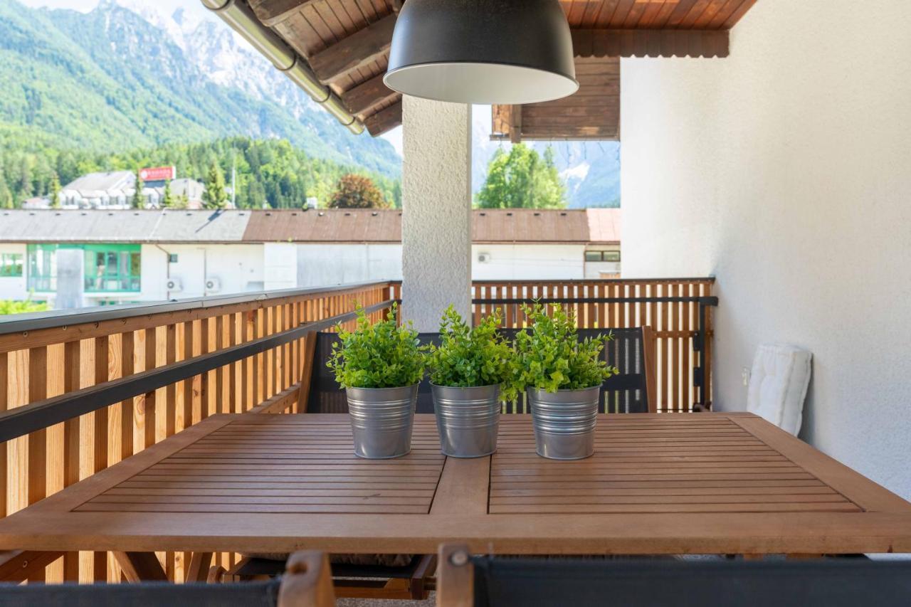 Apartma Pecek كْرانْيِسكا غورا المظهر الخارجي الصورة