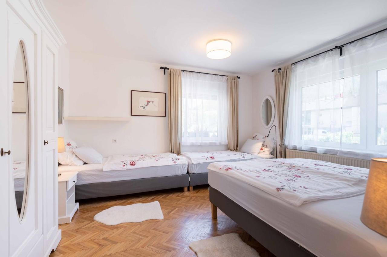 Apartma Pecek كْرانْيِسكا غورا المظهر الخارجي الصورة